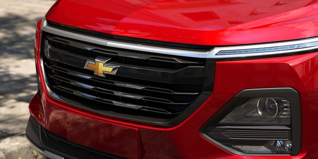 Parrilla Angular integrado al nuevo Chevrolet Captiva 2022