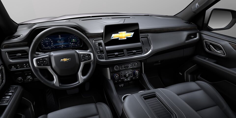 Chevrolet Tahoe 2022, SUV con 3 filas de asientos con tercera con asientos de banca y sistema eléctrico para abatir asientos