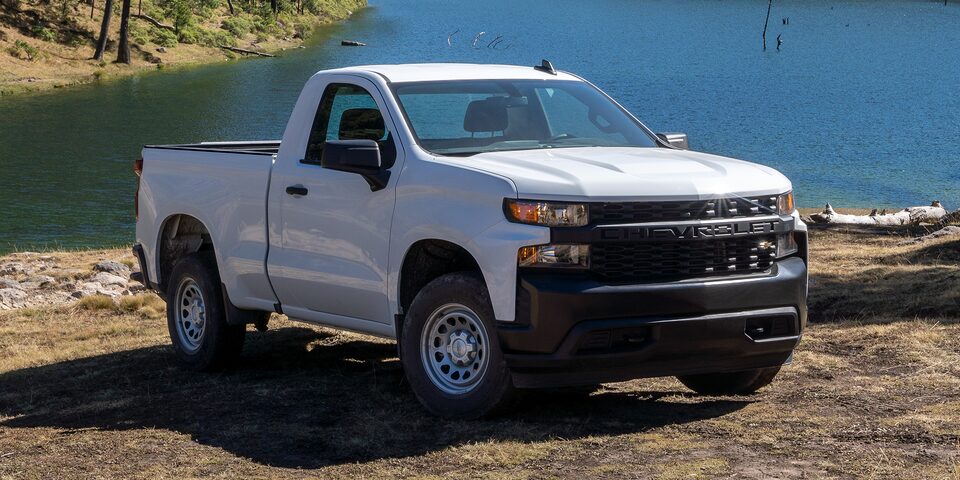Silverado 2021, camioneta de trabajo incluye caja de carga de acero de alta resistencia y tecnología Durabed